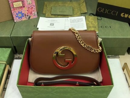 GUCCI BLONDIE SHOULDER BAG Style ‎699268 UXX0G 2535