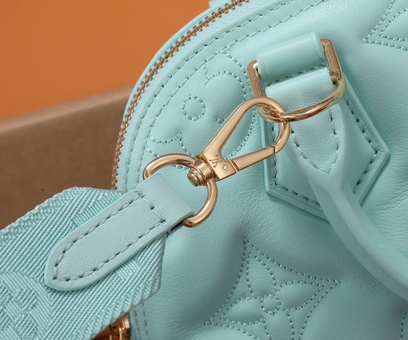 Replica-Louis-Vuitton-Alma-BB-Bag-Vert-dEau-Green-LV-M20855-6.jpg