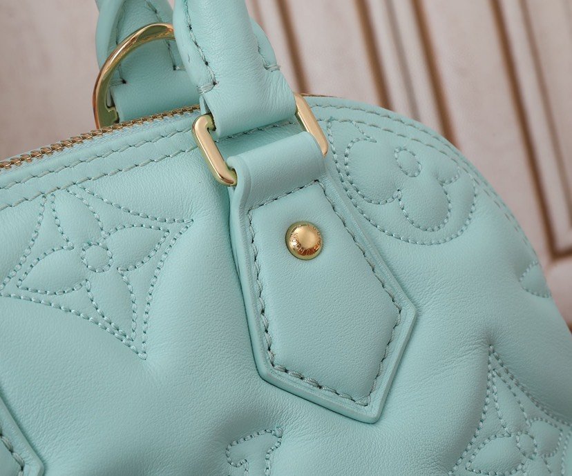 Replica-Louis-Vuitton-Alma-BB-Bag-Vert-dEau-Green-LV-M20855-7.jpg