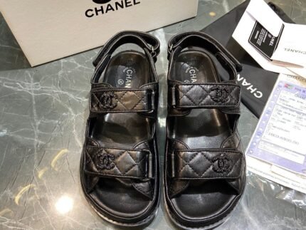 Chanel Velcro sandals leather size: 35-40(41 can be customized) note shoes size when you fill shipping address