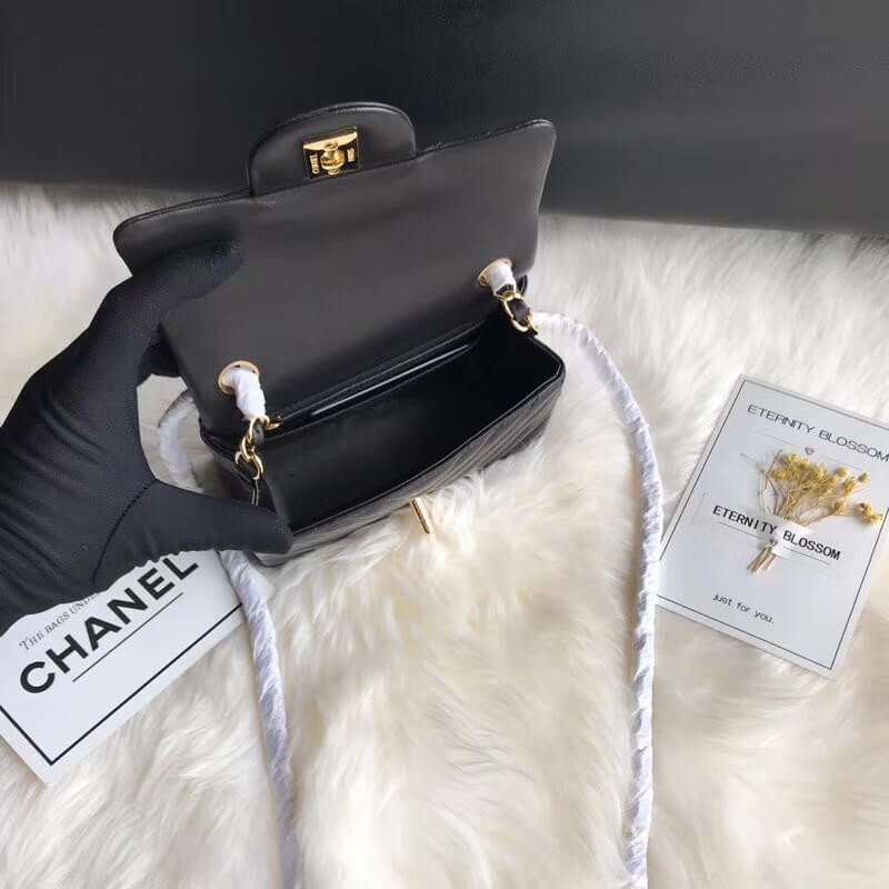 chanel-chevron-lambskin-17cm-classic-flap-bag-1115-4.jpg