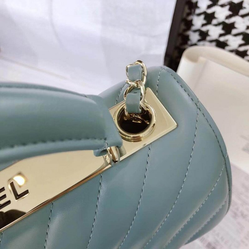 chanel-chevron-quilted-small-trendy-cc-25453-11.jpg
