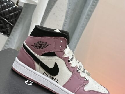 Chanel x AJ 1s sneakers top quality size: 35-39 (40.41 can be customized) note shoes size when you fill shipping address