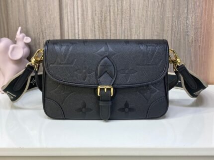 Replica Louis Vuitton  Diane  M46386