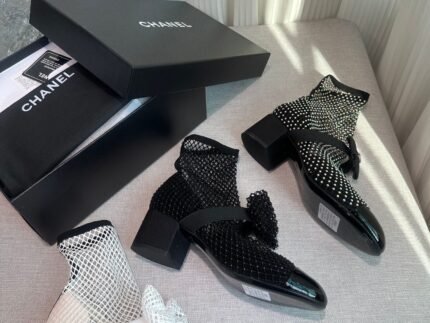 Chanel mesh middle heel shoes size :35-40(40 can be customized made)heel 4.5cm note shoes size and color when you fill shipping address