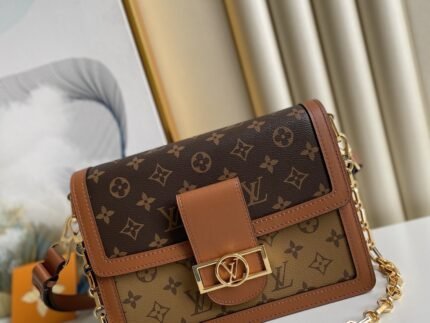 Louis Vuitton Dauphine MM Monogram And Monogram Reverse Canvas By Nicolas Ghesquière For The Cruise Collection, Women’s Handbags, Shoulder Bags 25cm LV M45958